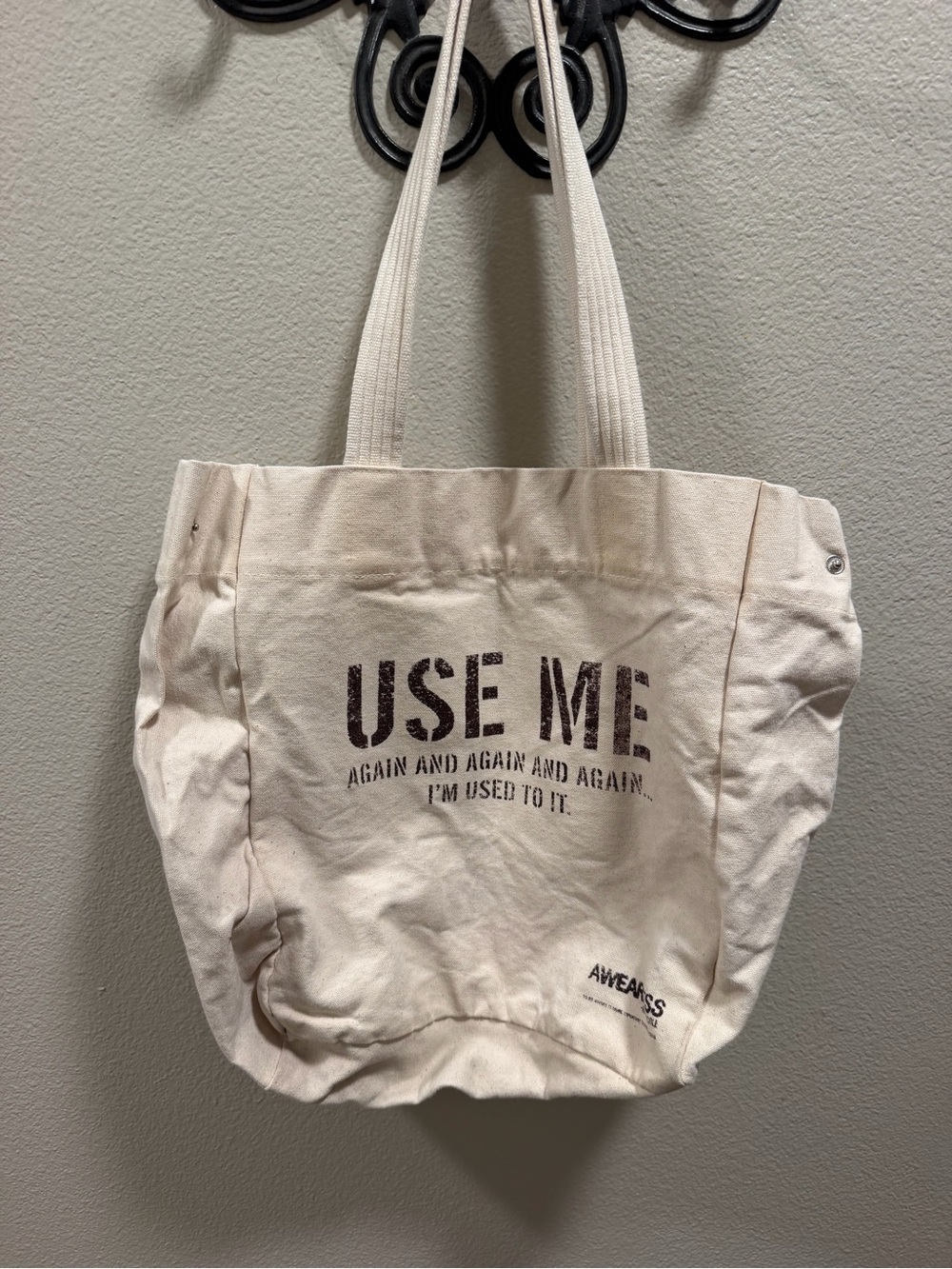 Kenneth Cole Canvas Tote Bag with 'USE ME' Print - Cream. No longer made.